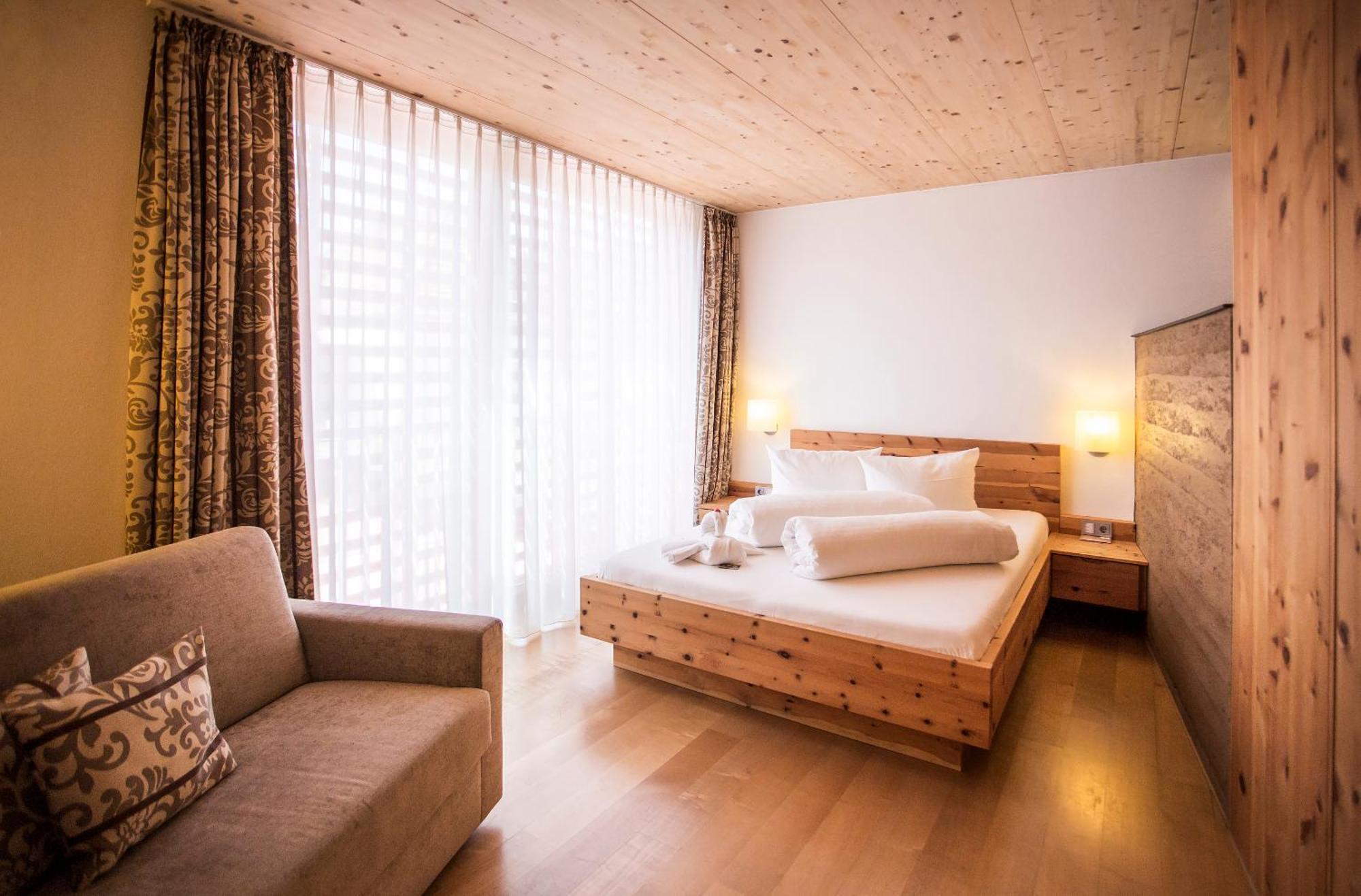 Hotel Herrmann มึนซิงเงน ภายนอก รูปภาพ